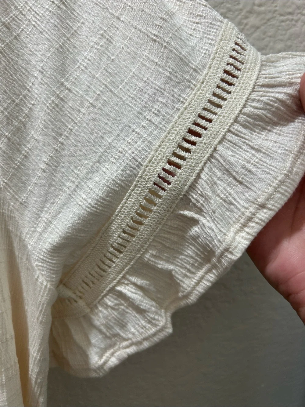Max Studio Blouse, cream colored, sz M, worn once - Picture 3 of 4